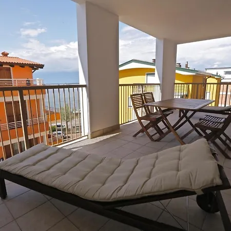 Eldorado, Depandance & Γκράντο