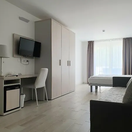 Eldorado, Depandance & Hotel 3*