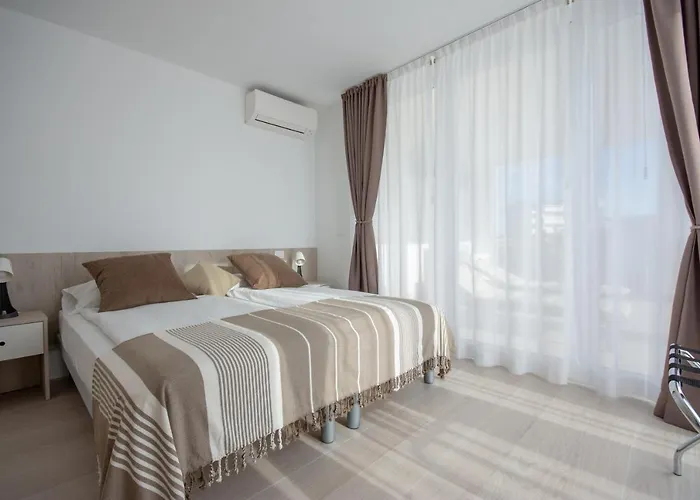 Eldorado, Depandance & 3* Grado